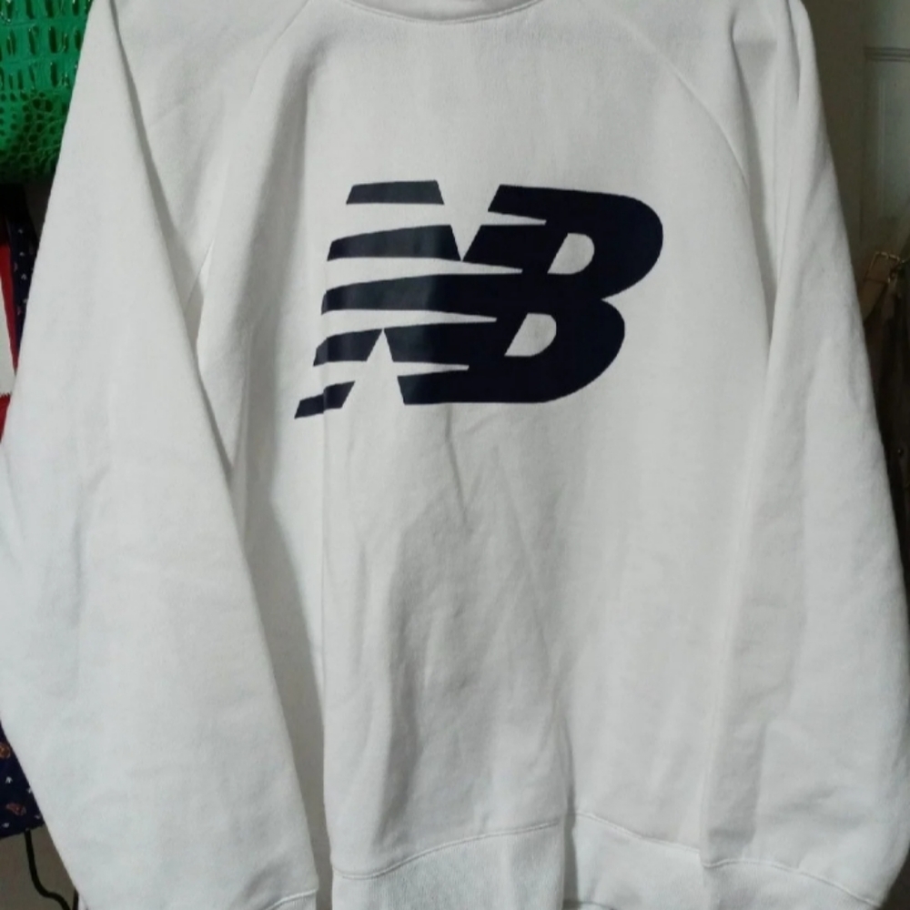 Mens New balance Athletic classic hoodie.